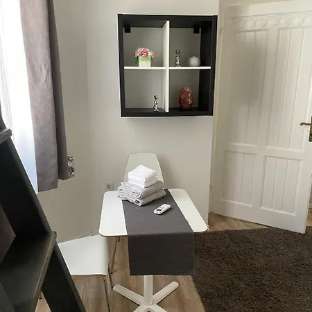 Roland Downtown - Pope Subway * Budapest