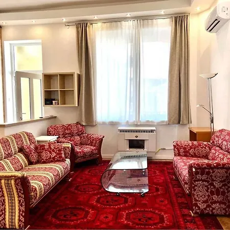 Apartman Roland Downtown - Pope Subway *