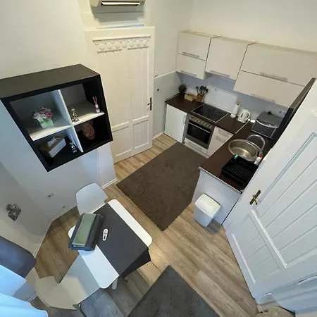 Apartman Roland Downtown - Pope Subway