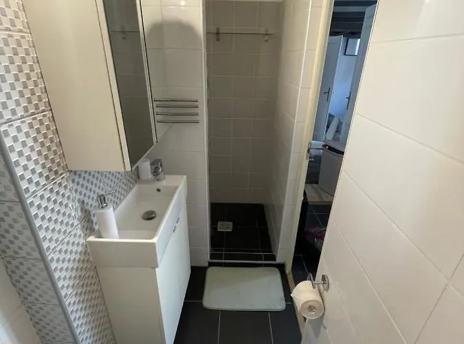 Roland Downtown - Pope Subway Apartmán Budapešť