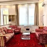 Apartament Roland Downtown - Pope Subway *